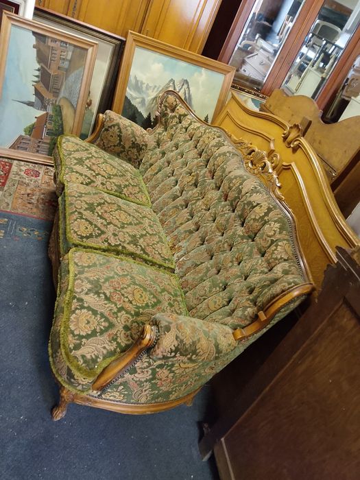 Stylowa kanapa -sofa ludwik do renowacji.