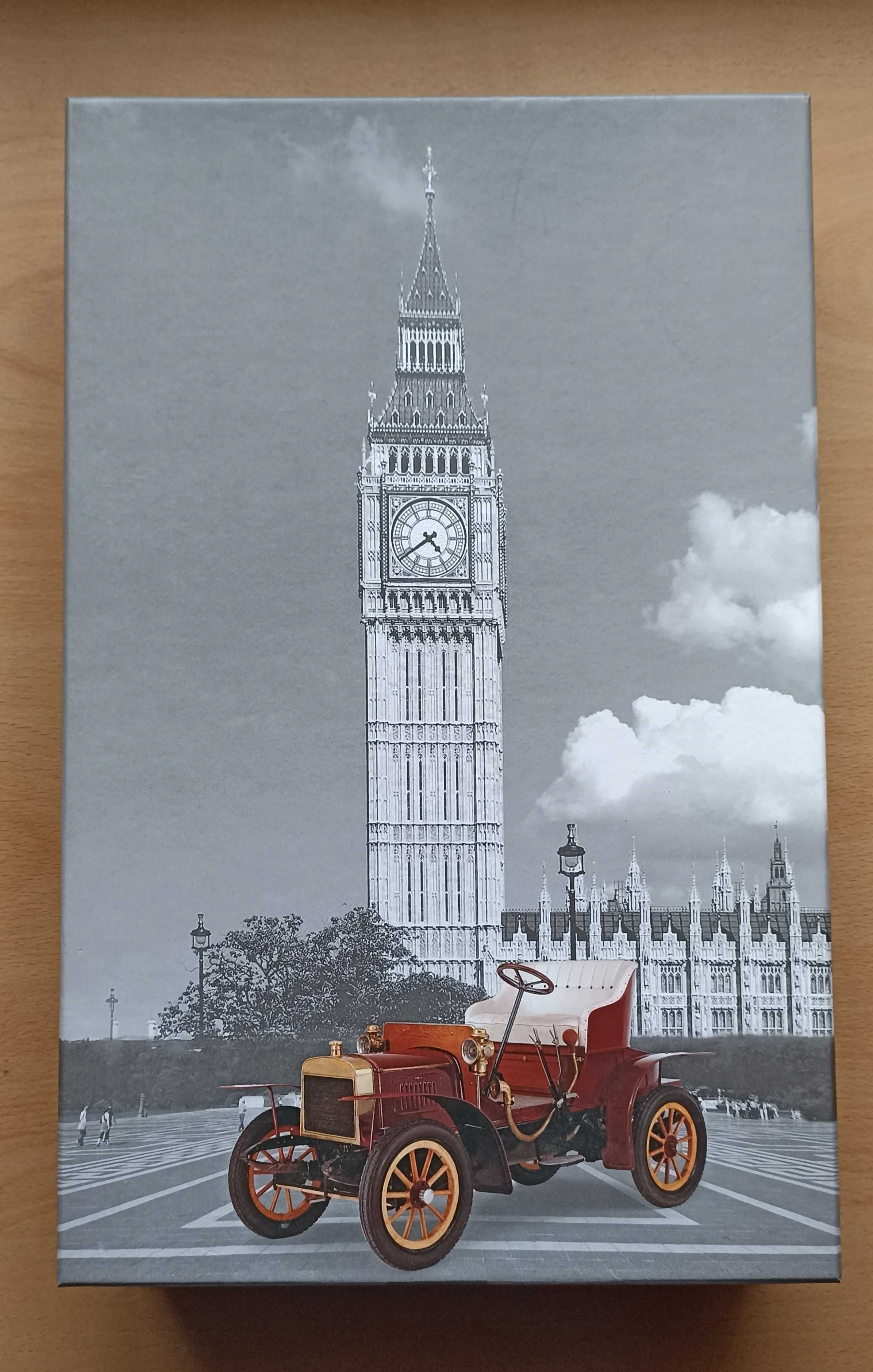 Caixa com 9 divisórias removíveis  e imagem do Big Ben -Londres.