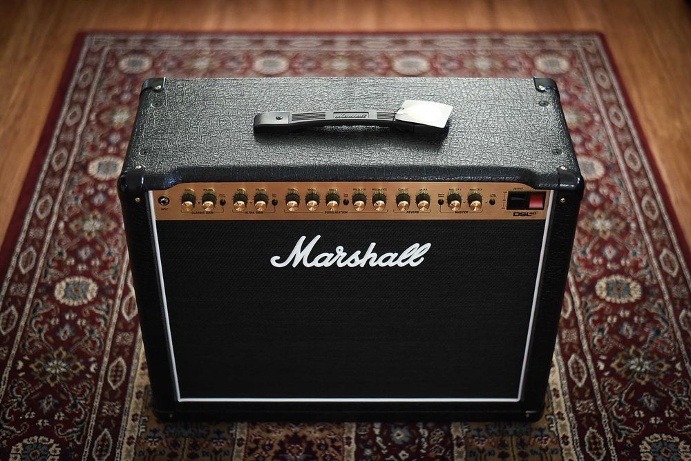 Amplificador Marshall DSL40CR Reverb (última versão + com extras)