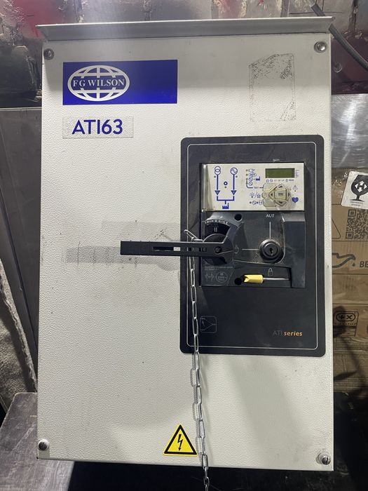 Пристрій АВР ввода резерву SOCOMEC ATyS 63