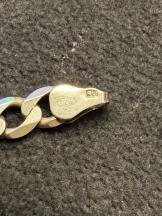 Łancuszek srebrny męski z krzyzykiem