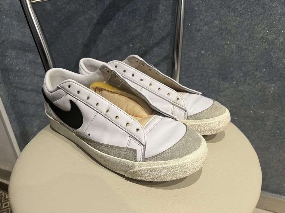 Продам кросівки nike blazer 44(28 cm)