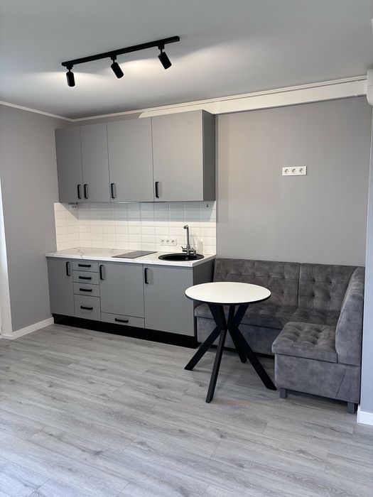 Продаж квартири 10хв. від метро Теремки