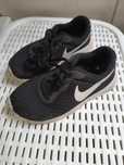Adidaski na lato Nike r. 28