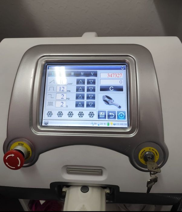 Fotodepiladora Invoglow Med-110C