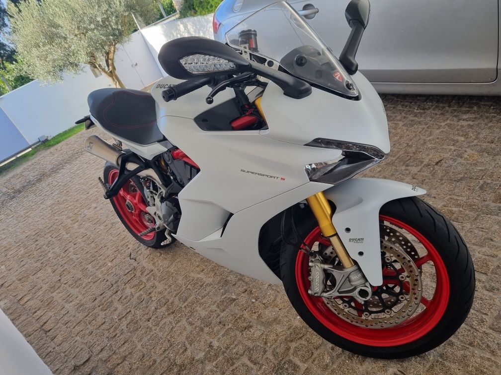 Ducati supersport S 2018 AKRAPOVIC