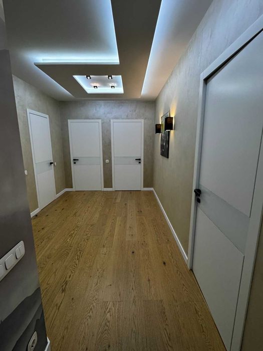 140 м² стиля и комфорта в ЖК «Салют" Продам 4 к квартиру ж/м Перемога