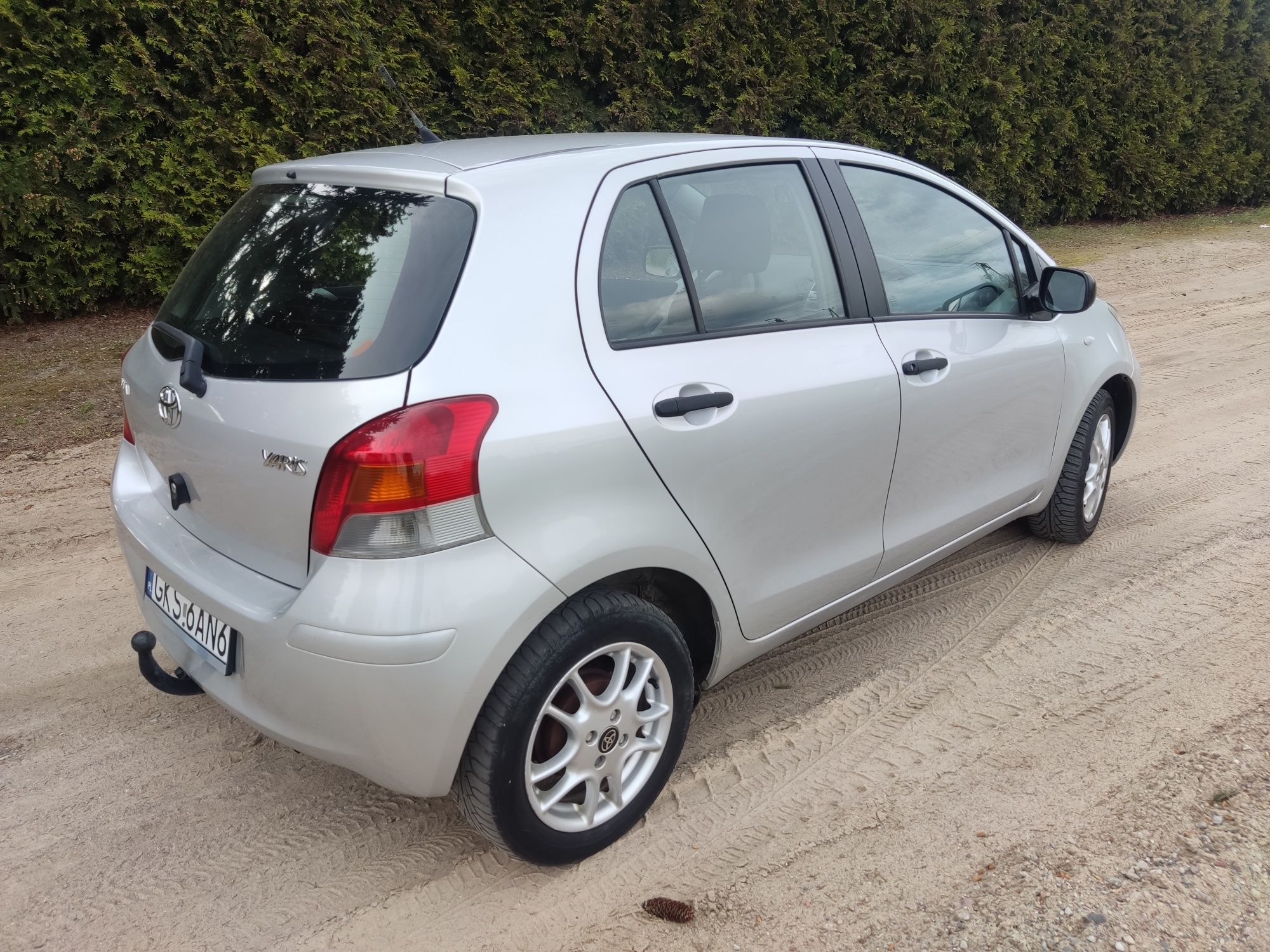 Yaris 1.3 Ben+gaz lift klimatyzacja