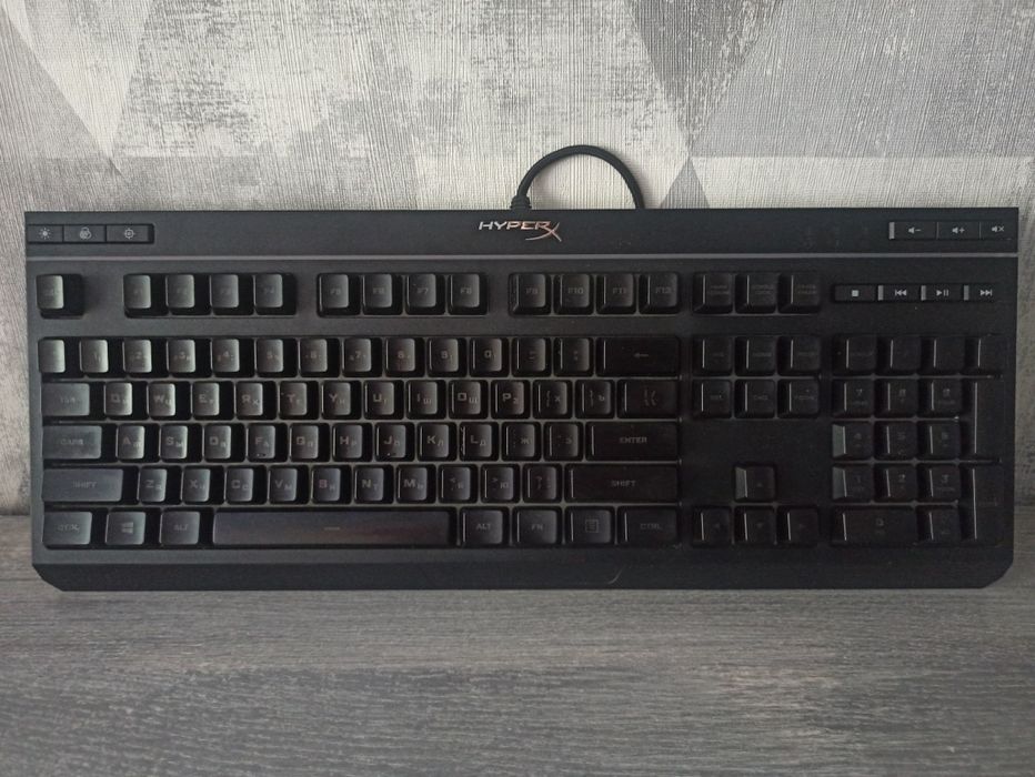 Клавиатура HyperX Alloy Core RGB