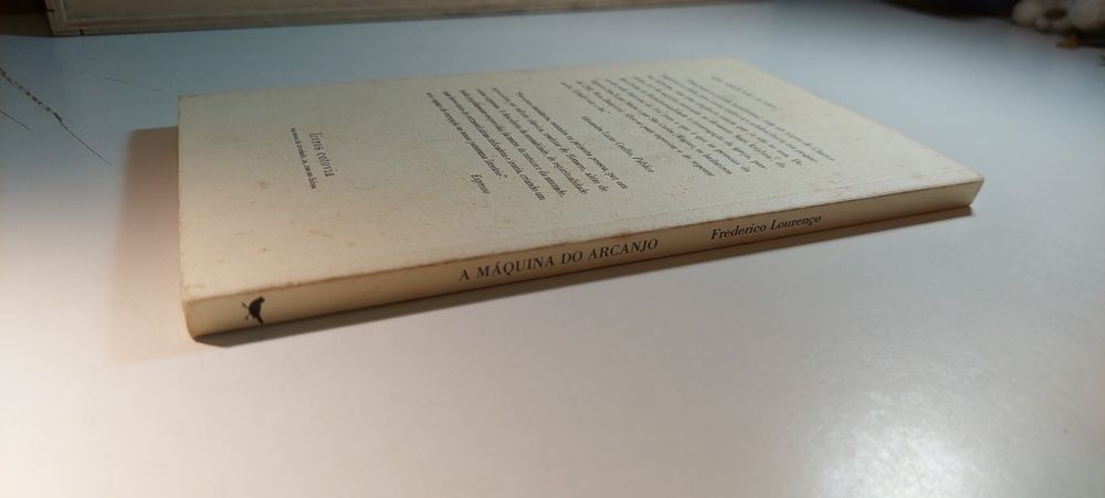 A Máquina do Arcanjo - Frederico Lourenço