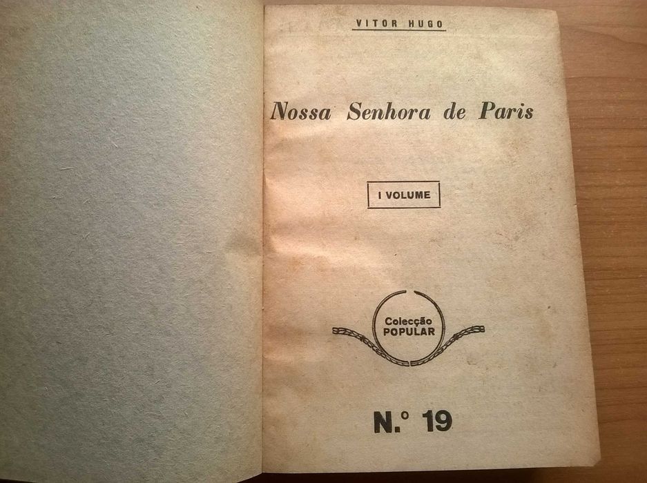 Nossa Senhora de Paris - Victor Hugo (portes grátis)