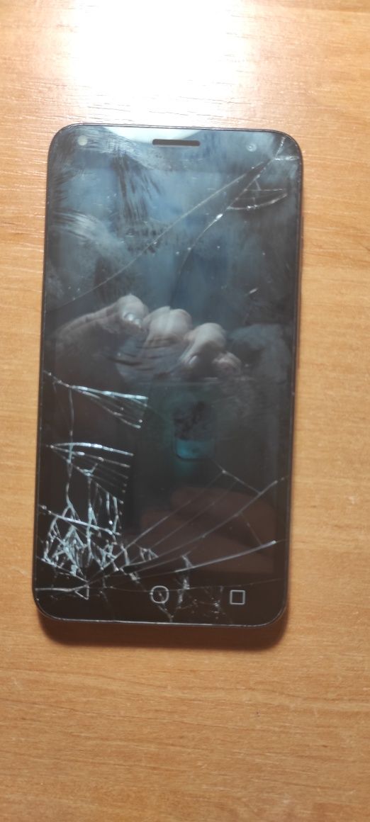 Продам Alcatel 5010D