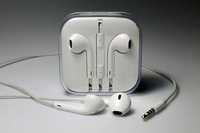 Auriculares com fio Apple