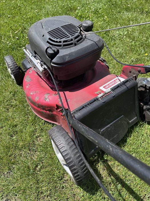 Kosiarka Briggs&stratton 675 uszkodzona silnik częsci