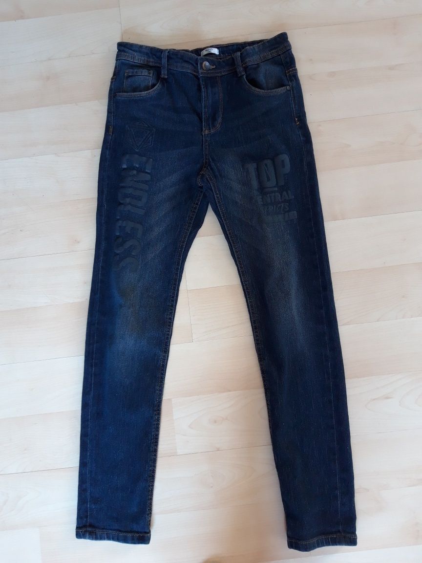Spodnie jeansowe 146 cm