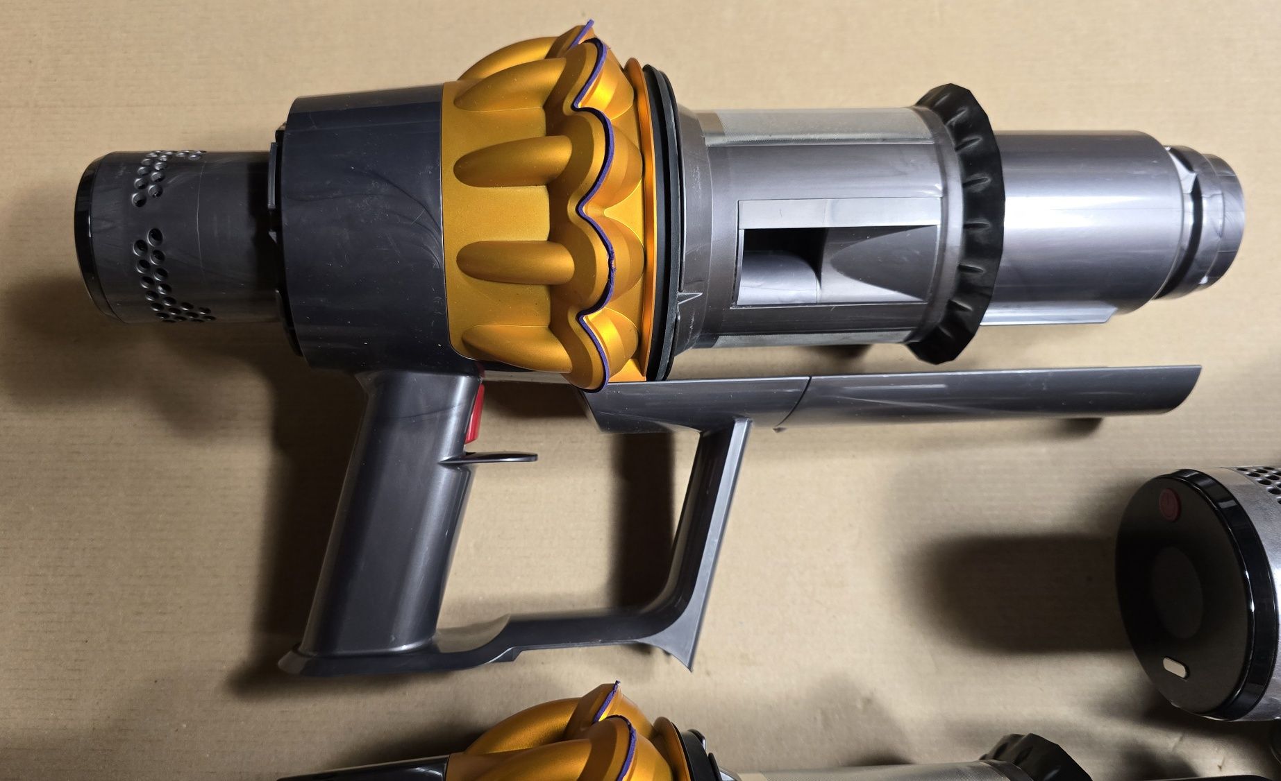 Korpus Dyson Gen5Detect SV23, Dyson V15 SV22
