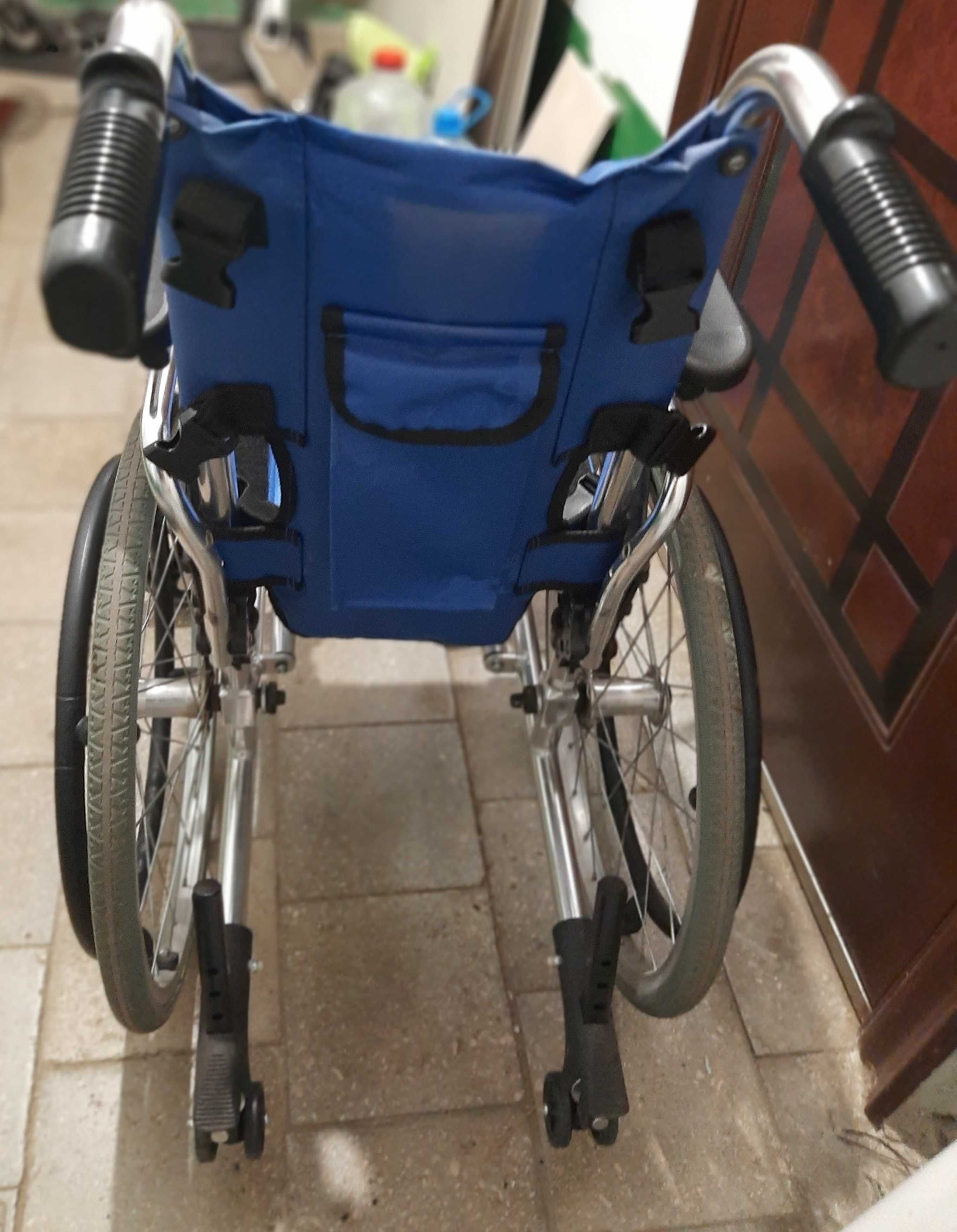 Дитячий інвалідний візочок