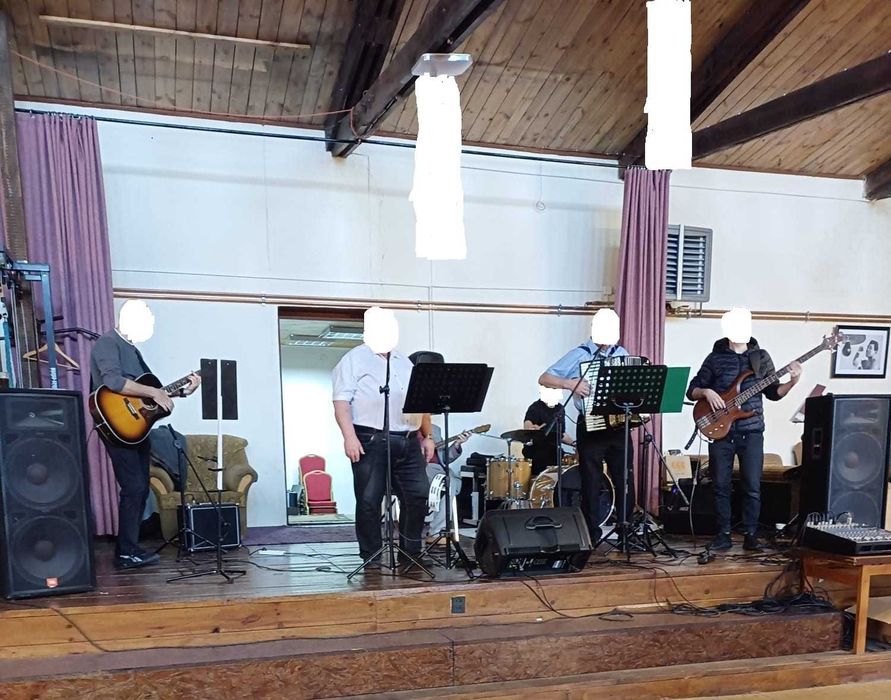 Akordeonista do zespołu