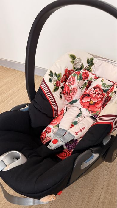 Cybex Cloud Z i-Size Spring Blossom Light + есть поворотная база