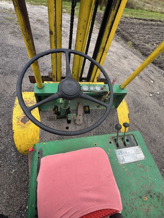 Wózek widłowy YALE benzynowy