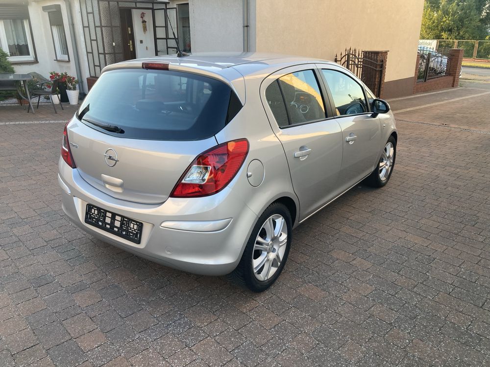 Opel Corsa D 2010r.