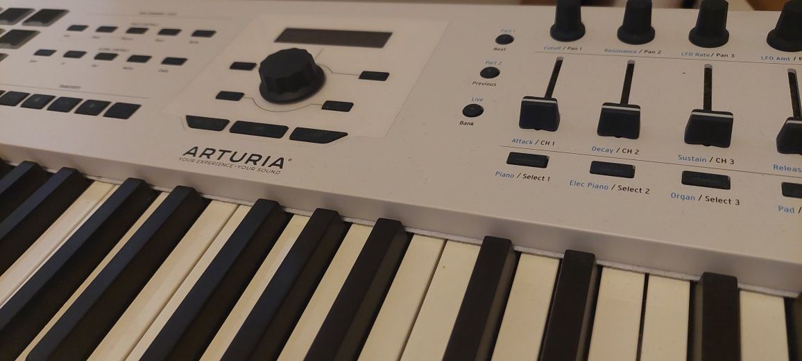ARTURIA keylab 88 mk2 klawiatura sterująca biała na gwarancji