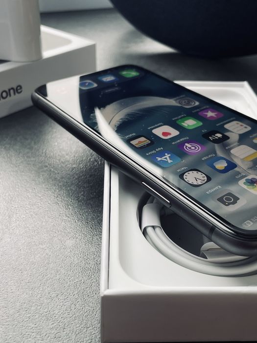 iPhone 11 64гб black neverlock
