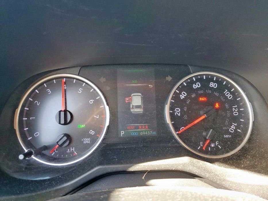 TOYOTA Rav4 XLE Premium 2020