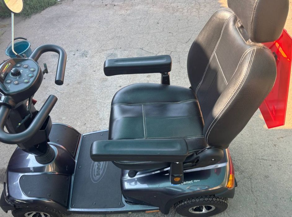 Продам електроскутер для маломобільних людей