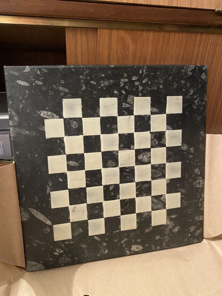 Tabuleiro (Xadrez e Damas) em Pedra (Fosseis Orthoceras)