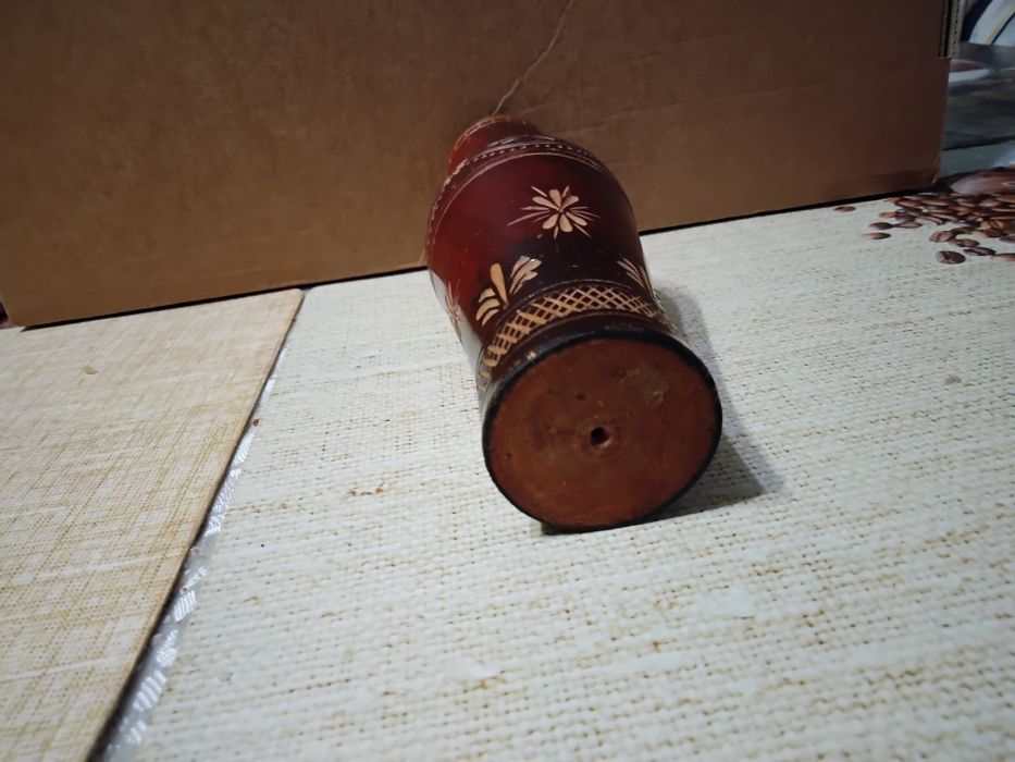 Дерев'яна різьблена ваза часів СРСР