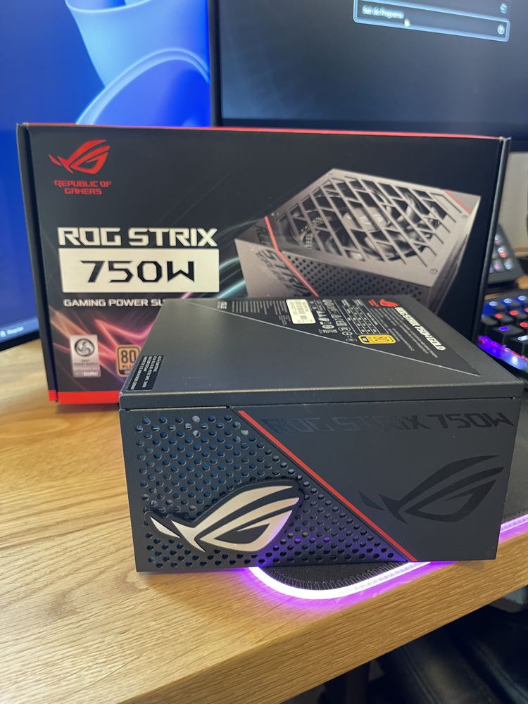 Fonte de alimentação ASUS Rog 750 watts