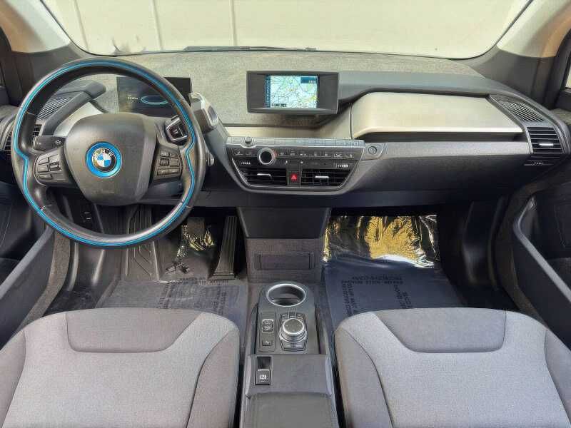 2018    BMW   i3