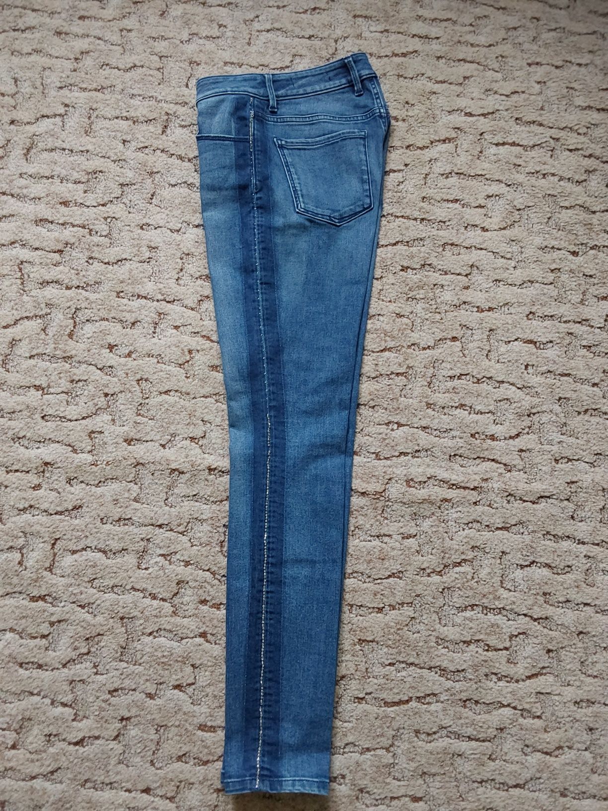 Spodnie Jeansowe proste Guess 26 Stan bardzo dobry