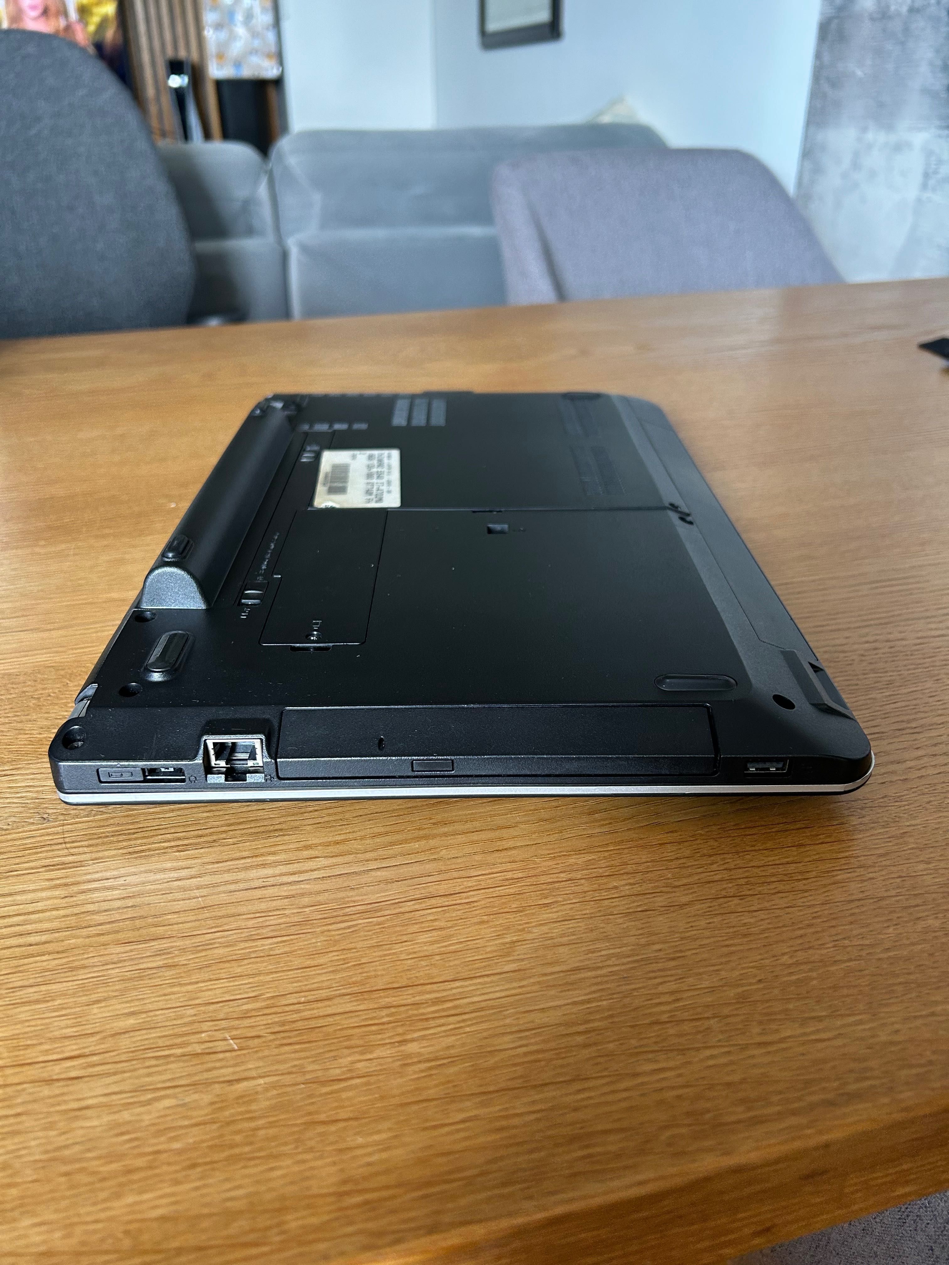 Lenovo ThinkPad E540 i7,NVIDIA GeForce GT,1920x1080,16GB RAM,120GB+1TB