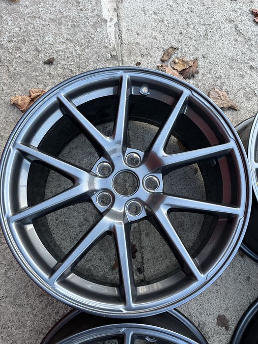 Оригінальні Диски R18 5x114,3 Tesla 3 Тесла Модел 3