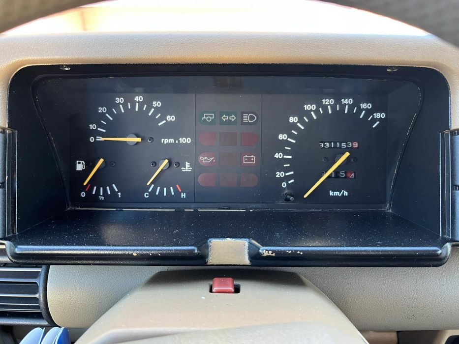 Land Rover Discovery 200