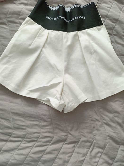 Продам костюм Aleksandrwang