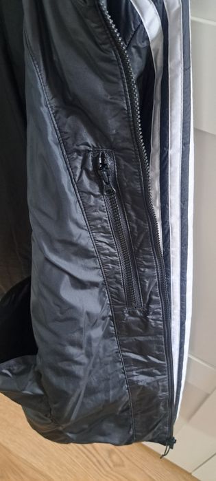 Kurtka Adidas.    .