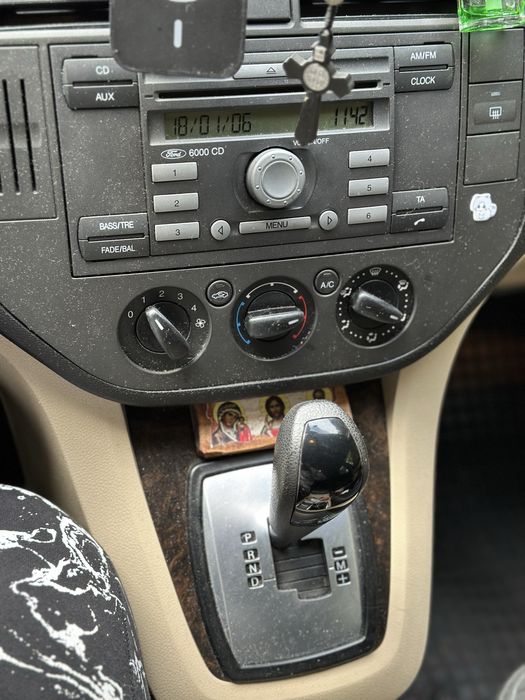 Продам авто Ford c-max