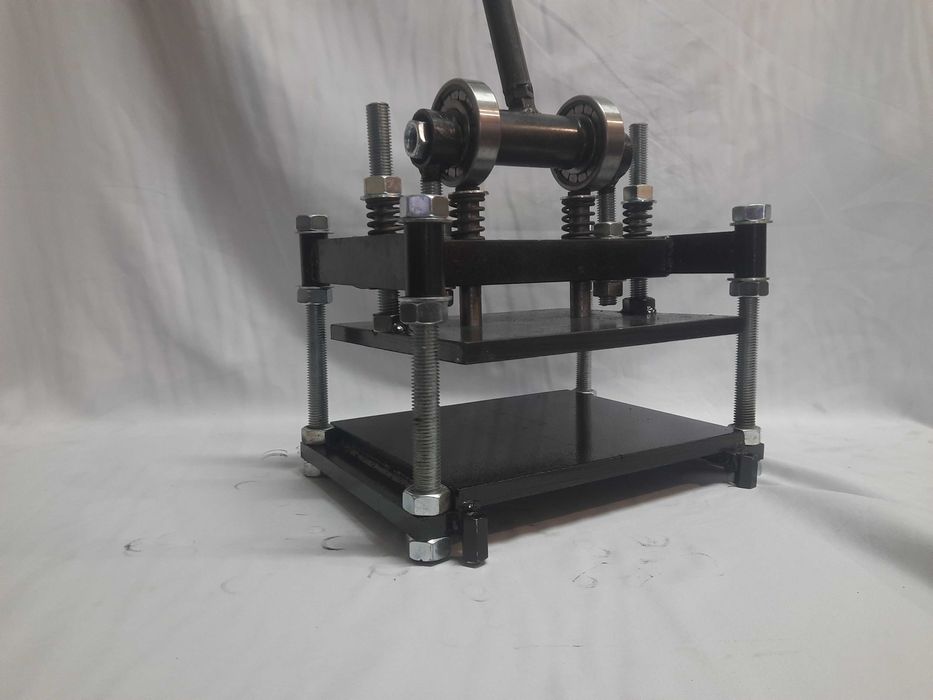 Прес для шкіри, вирубний прес (пресс для кожи,вырубочный пресс)