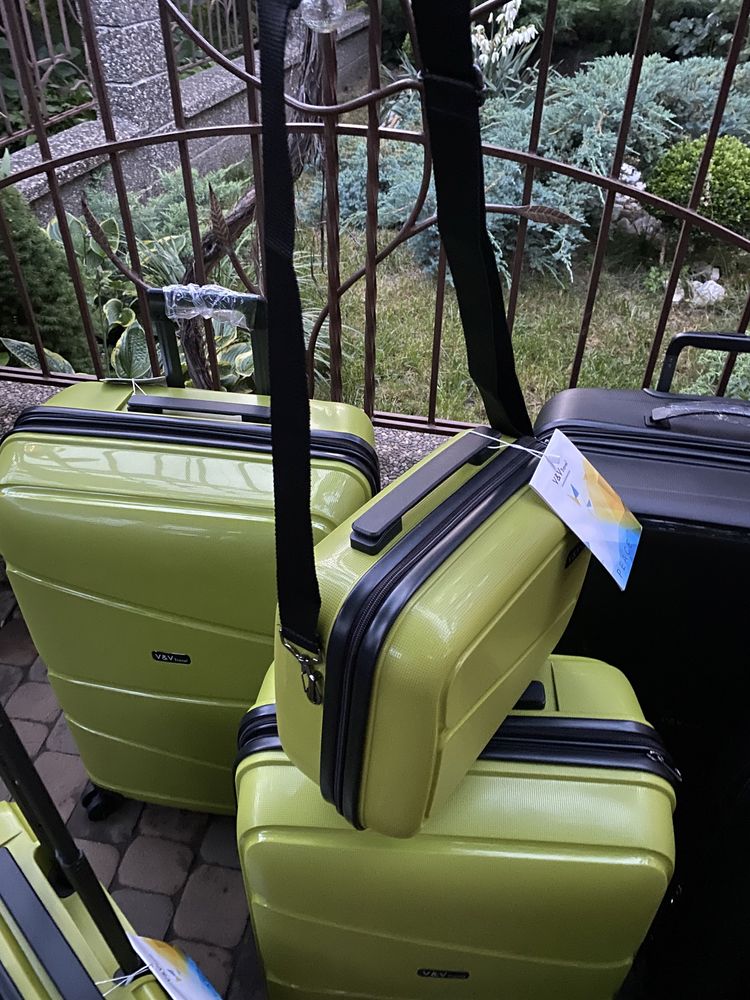 Валіза  V&V travel  (чемодан) сумка на колесах