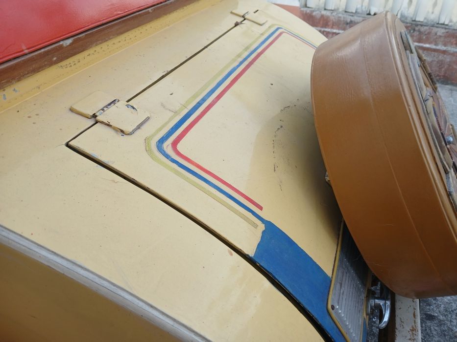 Fiat 850 Madeira Tamanho Real