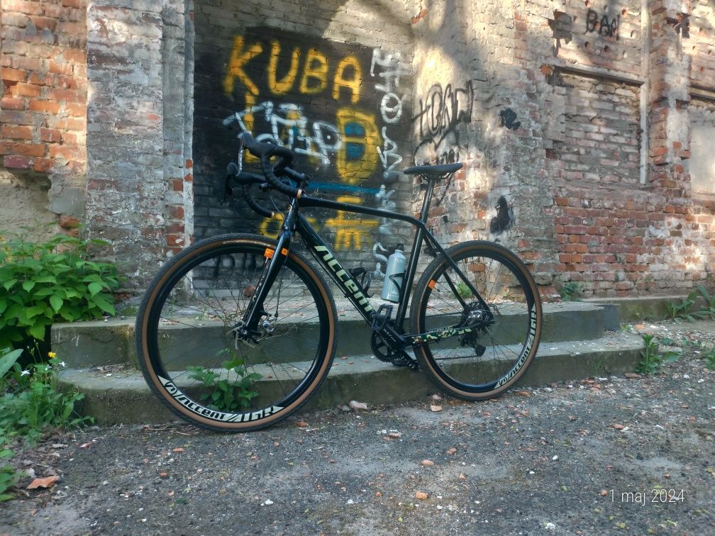 Accent Furious gravel rama L