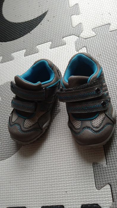 Adidaski r. 20,5