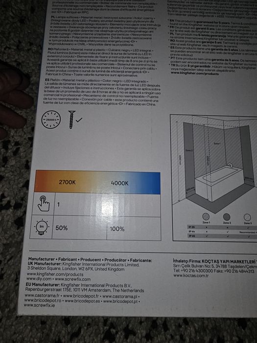Lampa LED  z regulacją temperatury świata