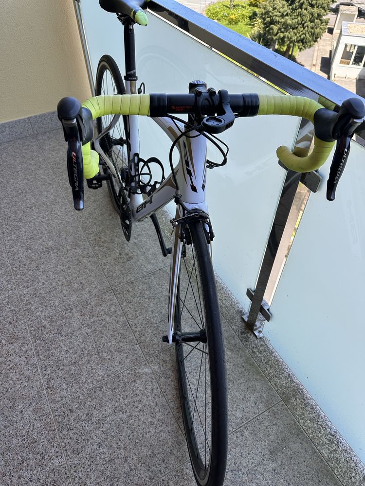 Bicicleta BH prisma gold