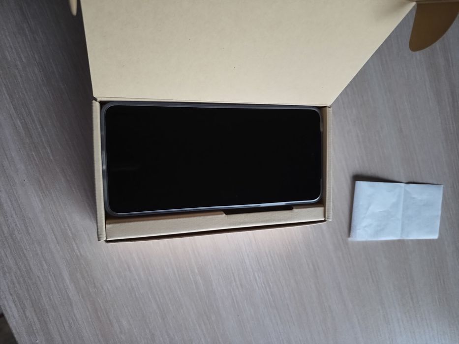 Смартфон Motorola Moto G05 8/256GB Plum Red