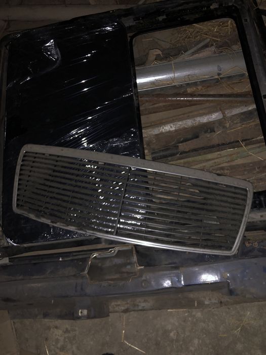 Решітка оригінал Мерседес w140