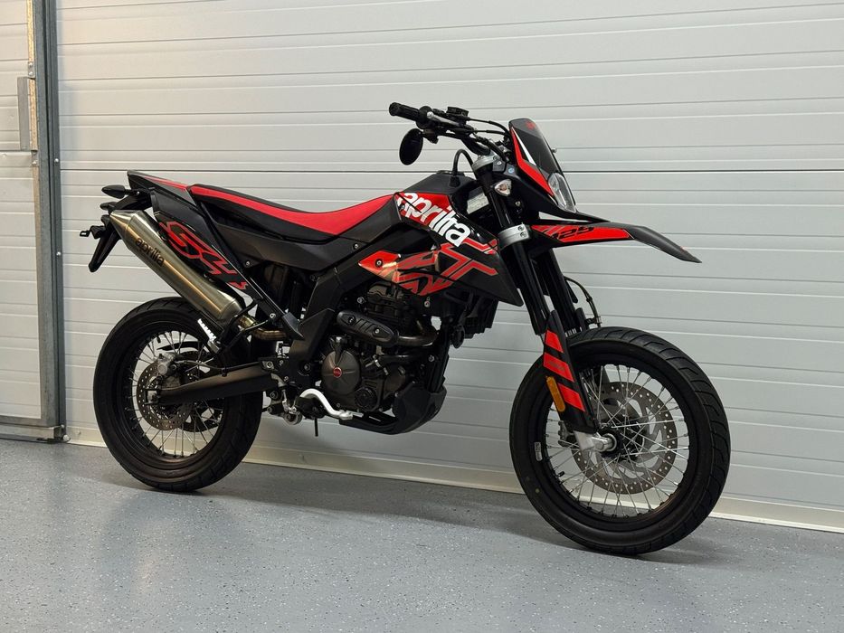 Aprilia SX 2024 Supermoto Niski Przebieg Stan Idealny Raty Transport
